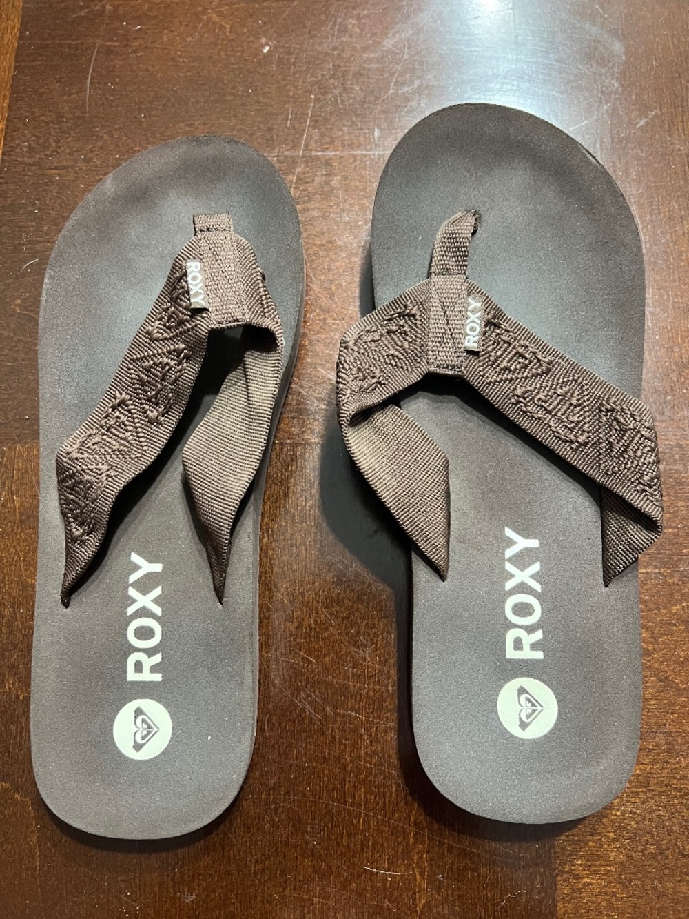 Roxy Brown Flip Flops
